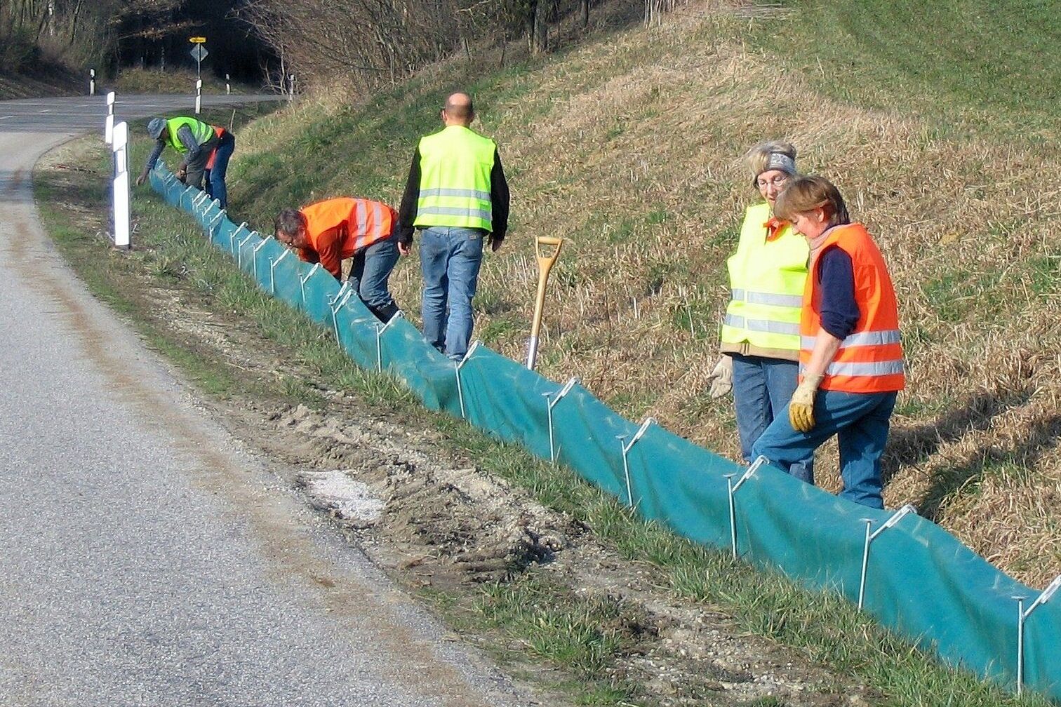 Aufbau Schutzzaun/©Paul Riederer